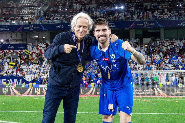 Al Hilal-Al Hazem: siga o jogo do 22.º título para Jorge Jesus 