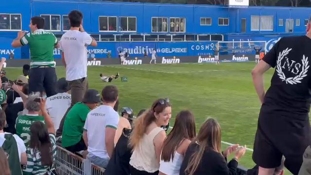 Paulinho dá 'show' no relvado após o Estoril-Sporting