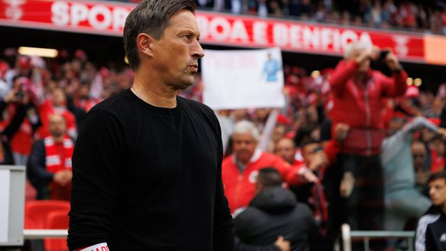 «Se continuar, problema de Schmidt é com os adeptos»