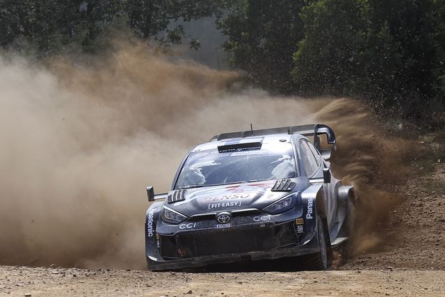 Rali de Portugal: Rovanpera despista-se em Montim e desiste