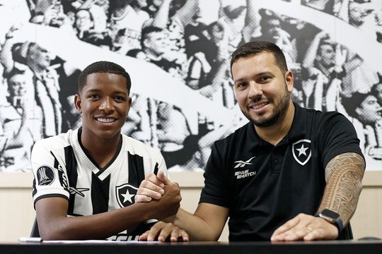 Botafogo de Artur Jorge segura promessa da formação