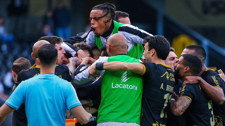 Vitória tem de ganhar ao Sporting para não depender do Santa Clara