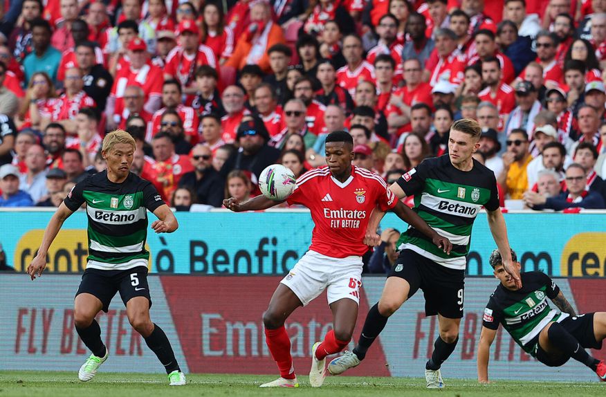 Florentino num duelo com Gyokeres no dérbi