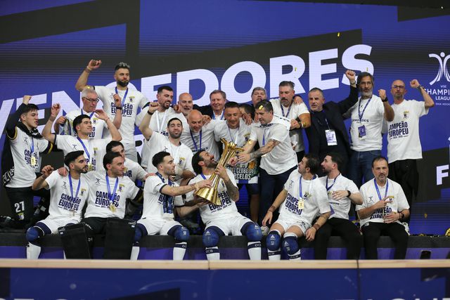 Óquei Barcelos bate FC Porto na final e sagra-se campeão europeu