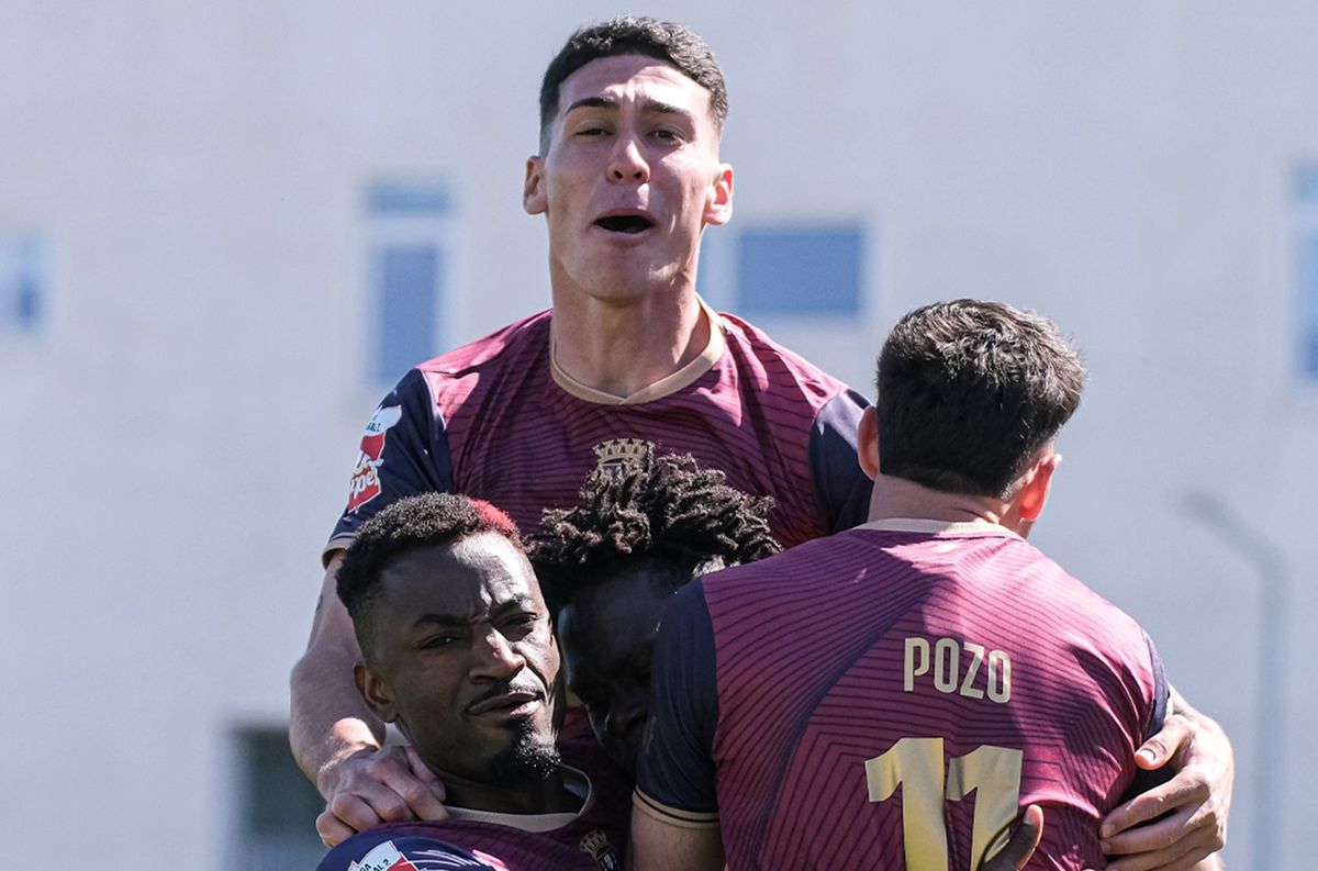 Liga 2: Torreense vence 'de virada' e mantém vivo o sonho da subida
