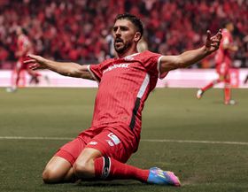 Paulinho decisivo na reviravolta do Toluca para chegar às meias-finais do play-off mexicano 