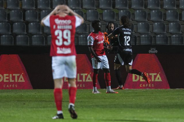 Fran Navarro não escondeu a sua desilusão depois da derrota frente aos casapianos (Foto: Carlos Barroso/LUSA)