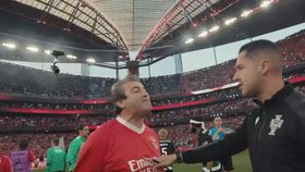 As imagens do adepto do Benfica que tentou agredir João Pinheiro