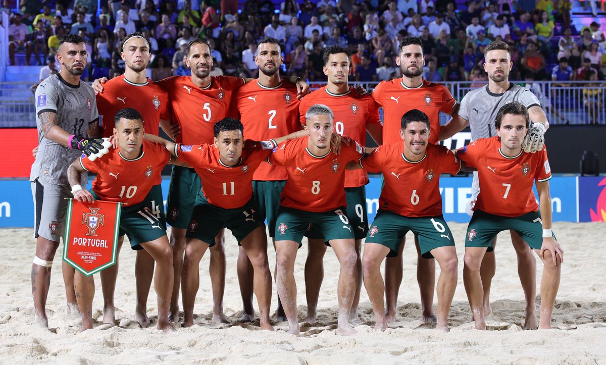 Portugal termina Mundial de futebol de praia no terceiro lugar