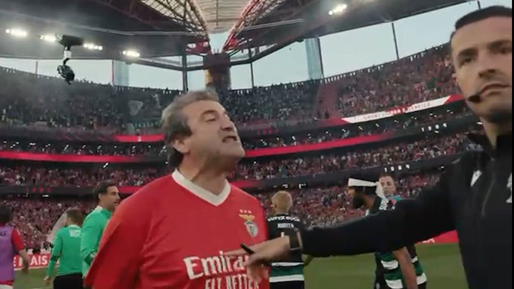 «Peço desculpa aos árbitros e ao Benfica»