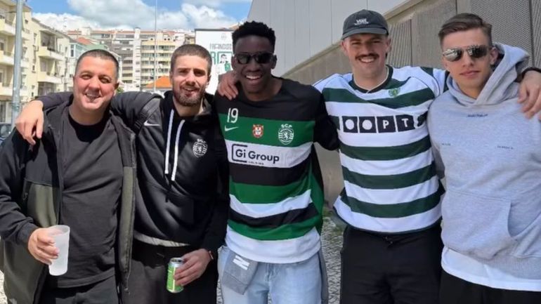 Jogadores do andebol do Sporting foram ao dérbi
