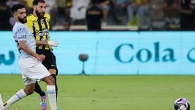 Benzema 'abate' Pedro Emanuel e Al Ittihad tem o título saudita na mão