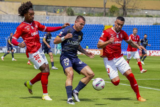 Václav Sejk foi expulso frente ao Santa Clara e é baixa garantida para a receção ao Casa Pia (Foto: Eduardo Costa/LUSA)