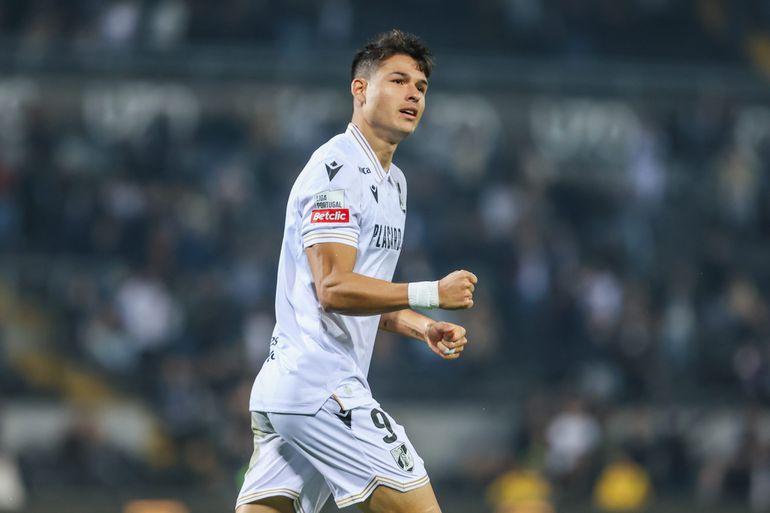 V. Guimarães-Farense: algarvios alimentam esperança