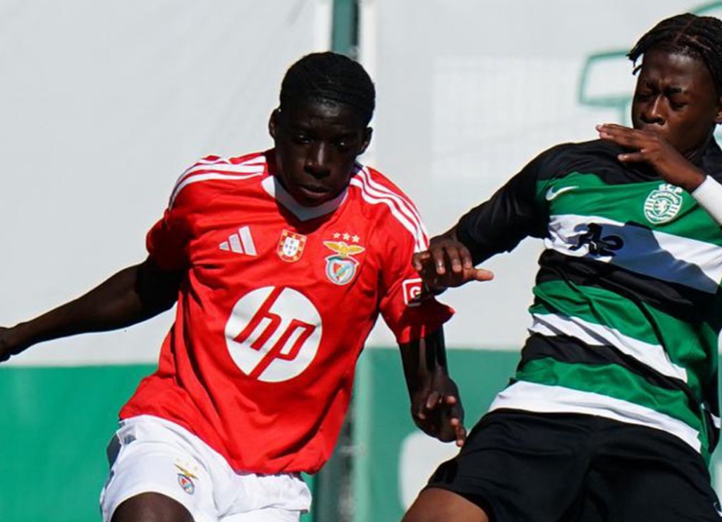 Juvenis: Gil Neves faz o bis!