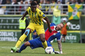 Tondela, Alverca e Vizela lutam pela subida direta: siga aqui ao minuto
