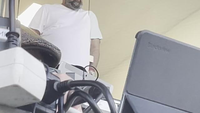 Evangelos Marinakis assiste ao Rio Ave-Sporting (vídeo)