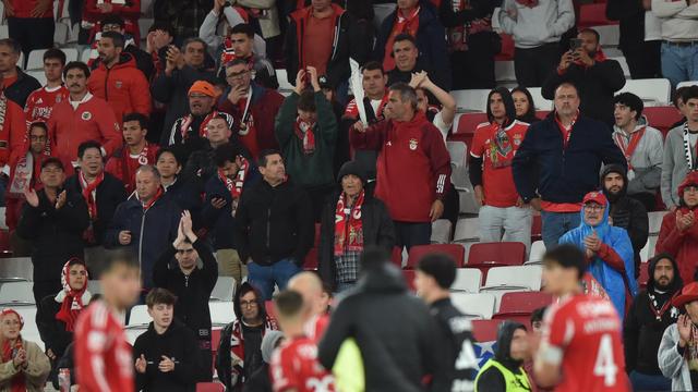 Protestos dos adeptos do Benfica no final do empate com o SC Braga (foto: Miguel Nunes)