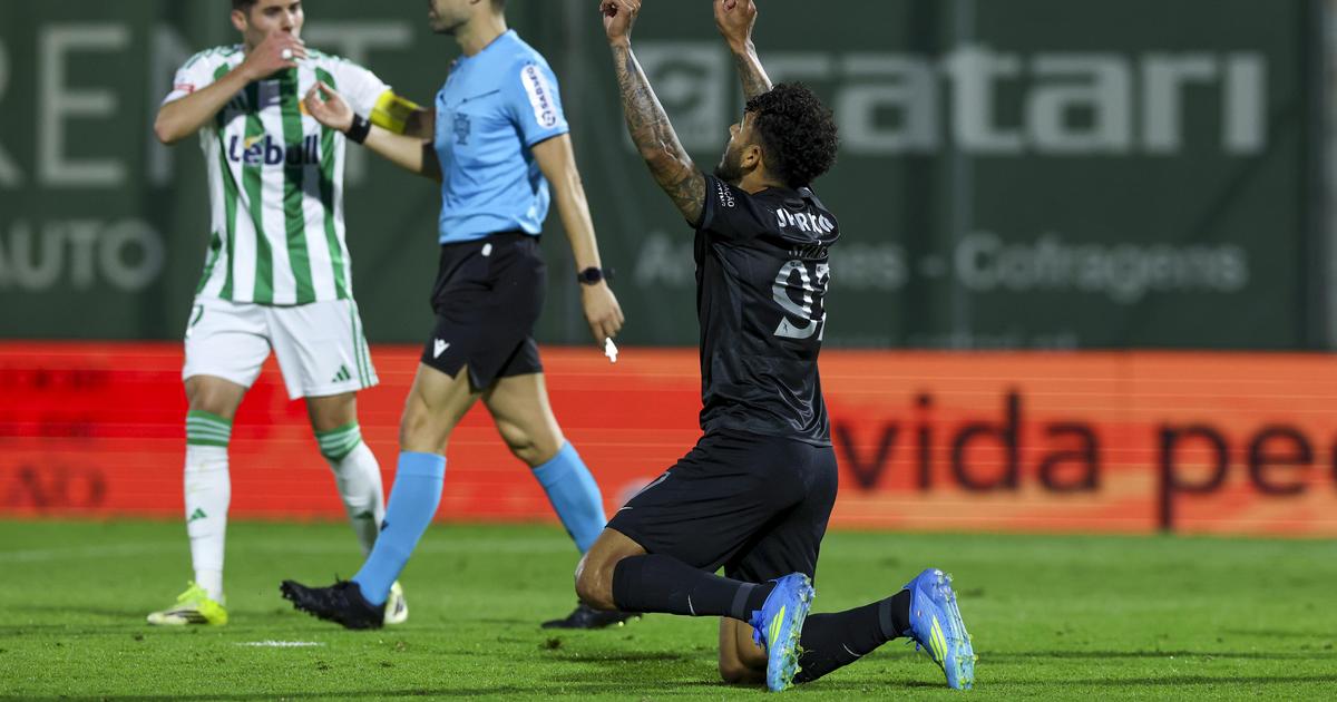 Era dia para ele aparecer e ele apareceu: Suárez agarrou o leão (as notas do Sporting)
