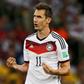 Klose rende-se a Messi: «O melhor de todos os tempos!»