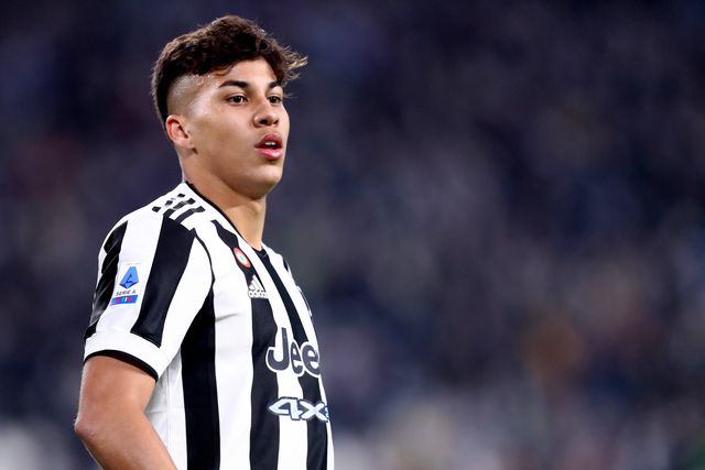 Juventus oficializa saída de avançado para o Brasil