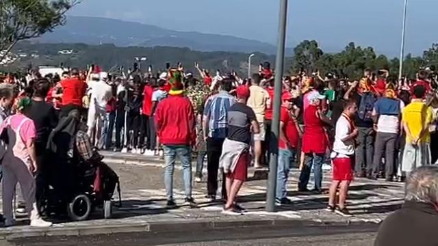 Autocarro da seleção já chegou ao Estádio de Aveiro