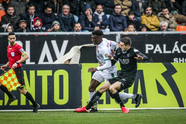 Estrela da Amadora: Ronaldo Tavares ruma à Coreia do Sul