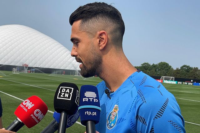 Diogo Costa reage a uma eventual saída do FC Porto