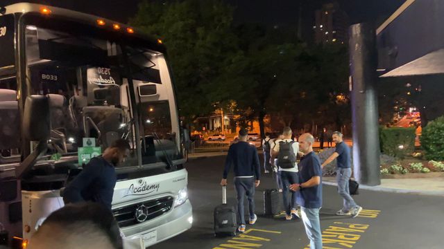 A receção calorosa ao FC Porto no hotel em Nova Jérsia (vídeo)