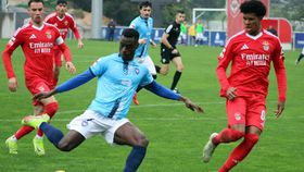 Mercado: Portimonense garante extremo formado no Benfica e central angolano