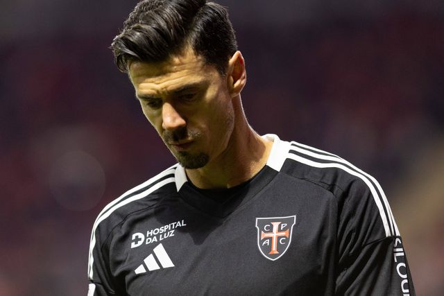 Fonte ainda não renovou com o Casa Pia e Estoril entra em cena