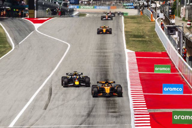 «Piastri ainda não está ao nível de Max Verstappen»