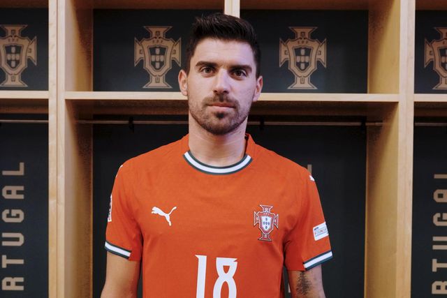 Rúben Neves deixa mensagem especial: «Já lá vão quase 20 anos...»