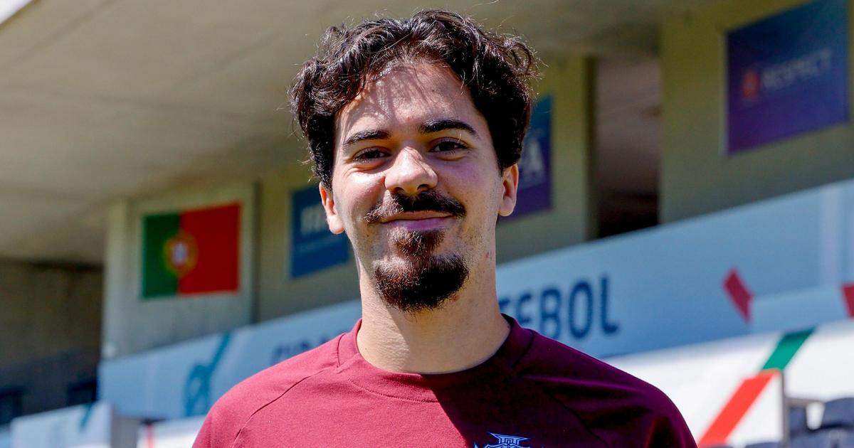 Vitinha e Nuno Mendes recebem prémio antes do Mundial 2026