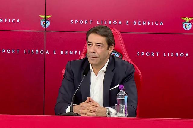«Podendo chegar a Marco Silva, eliminei todos os outros nomes»