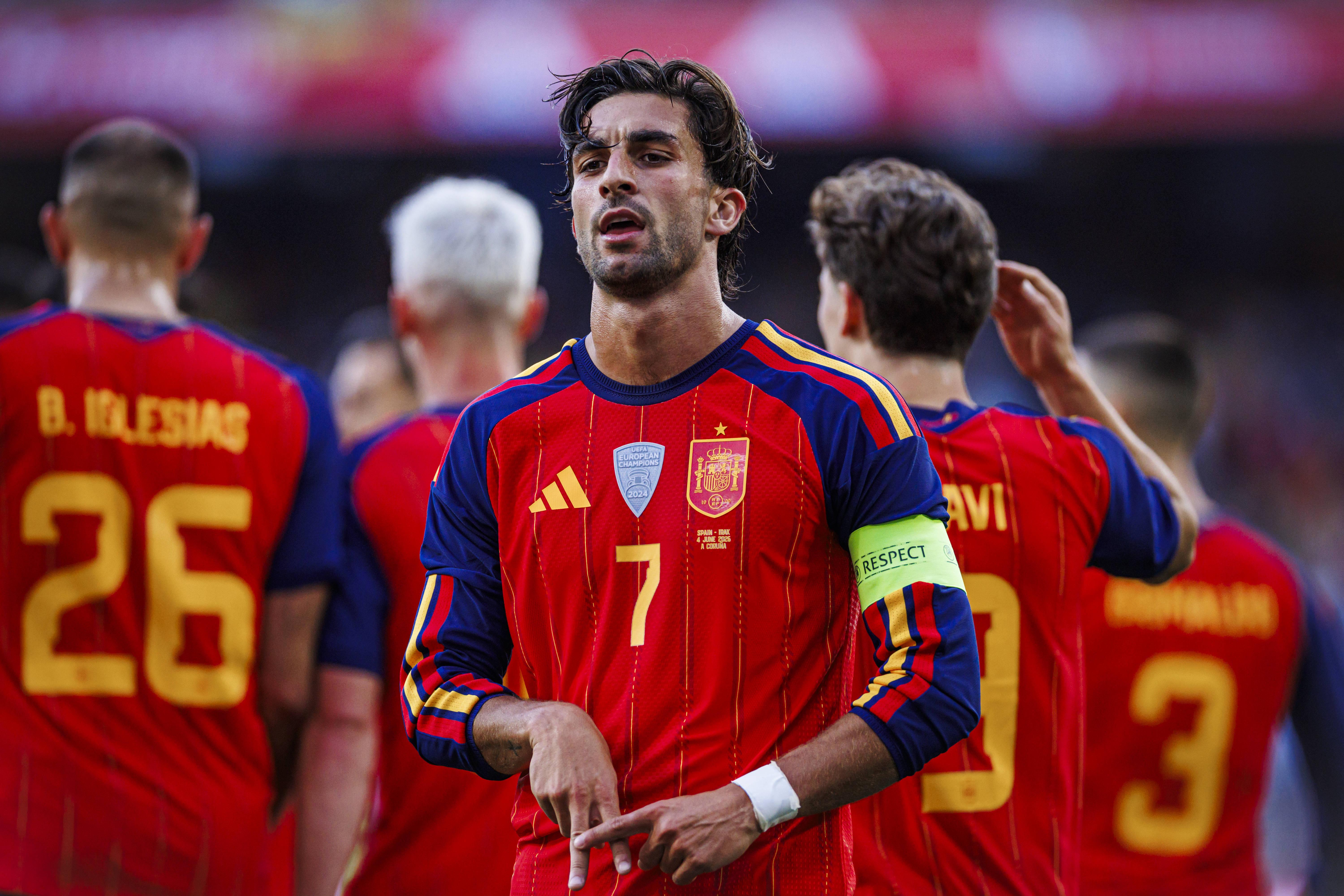 6 - Espanha: 90.396 minutos