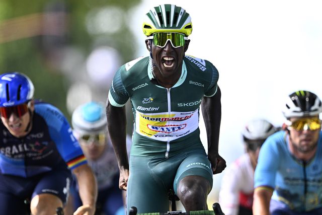 Tour: terceira vitória para Girmay, João Almeida sobe ao 4.º lugar