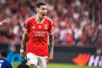 Adjunto de Schmidt 'abre' o futuro de Di María no Benfica