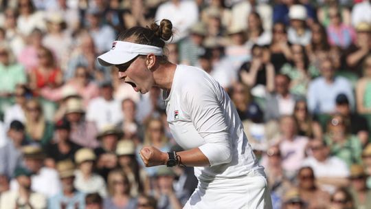 Wimbledon: Krejcikova choca Rybakina e avança para a final