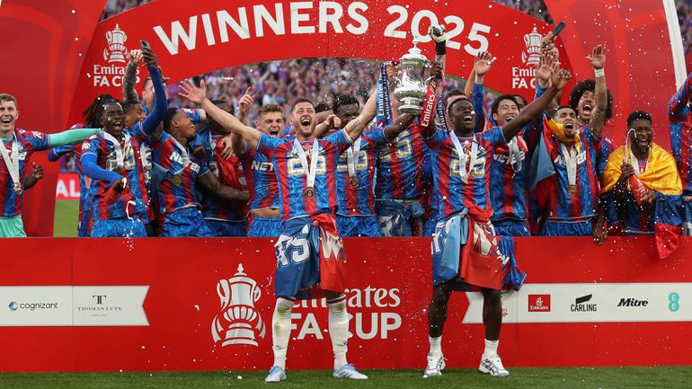 Oficial: Nottingham Forest substitui Crystal Palace na Europa League