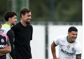 Velho capitão 'regressa' aos treinos do Sporting
