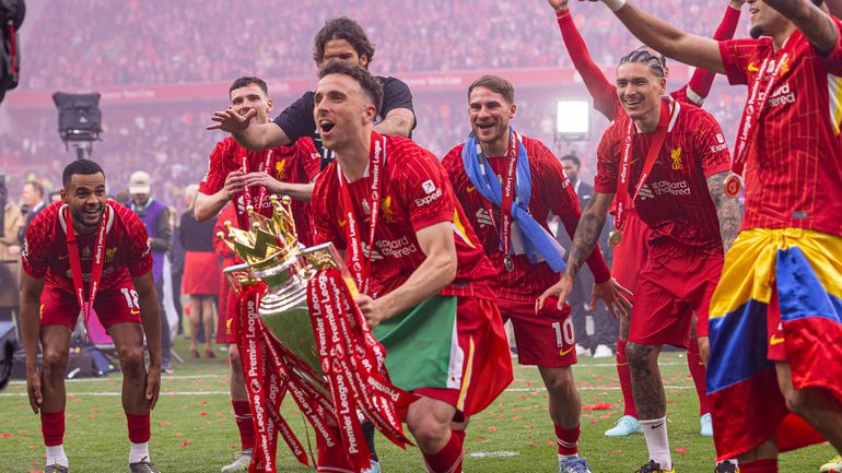 «Para sempre o nosso número 20»: o tributo de Liverpool a Diogo Jota (vídeo)