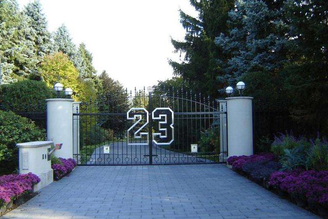 Viva e divirta-se na casa de Michael Jordan