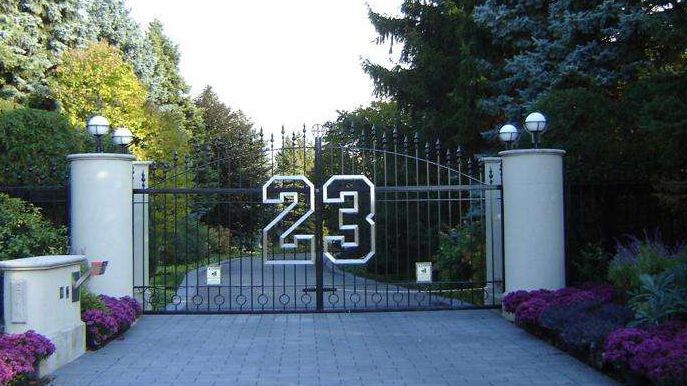 Viva e divirta-se na casa de Michael Jordan