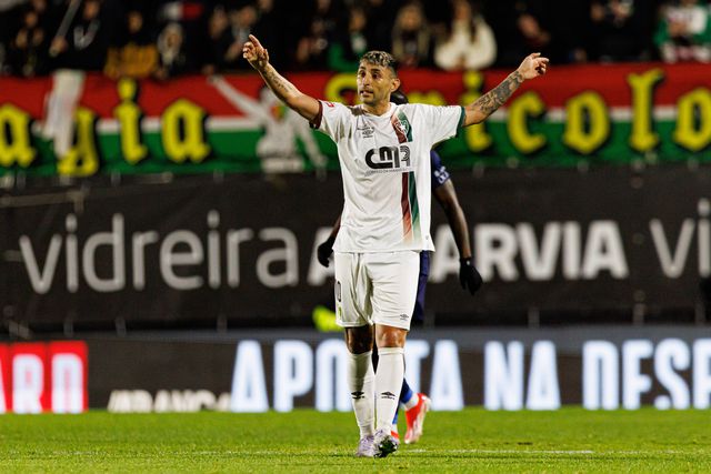 Médio argentino ainda não voltou à Reboleira e o seu futuro pode passar por outras paragens