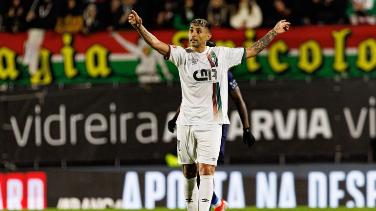 Mercado Estrela da Amadora: Alan Ruiz na Argentina
