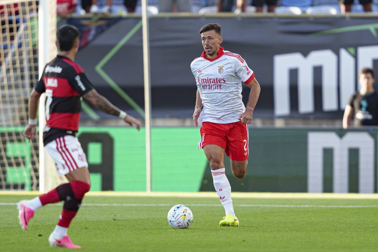 Lenglet jogou de início - Foto: IMAGO