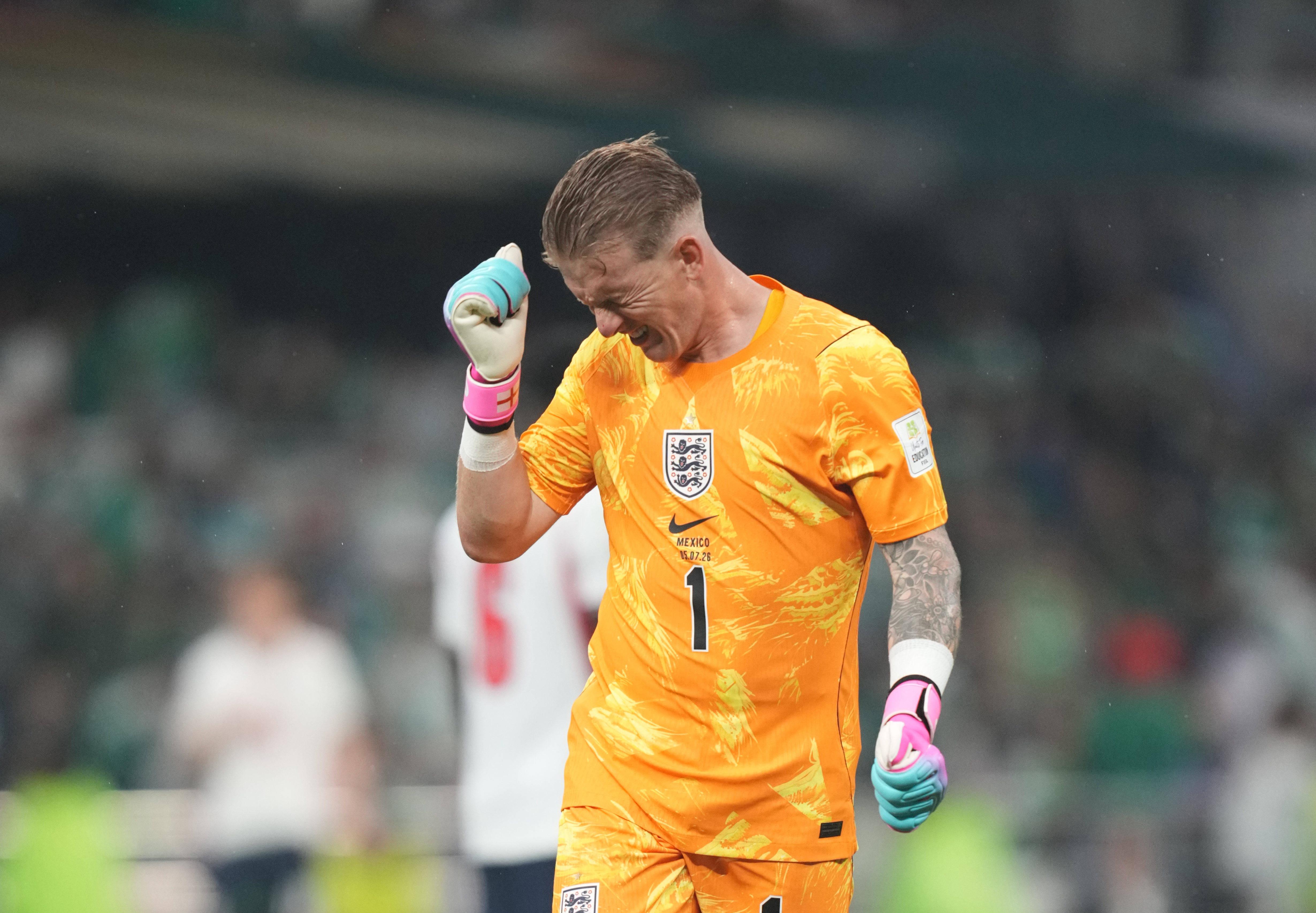 8 - Guarda-redes: Jordan Pickford, Inglaterra (7,4) - Foto: Imago