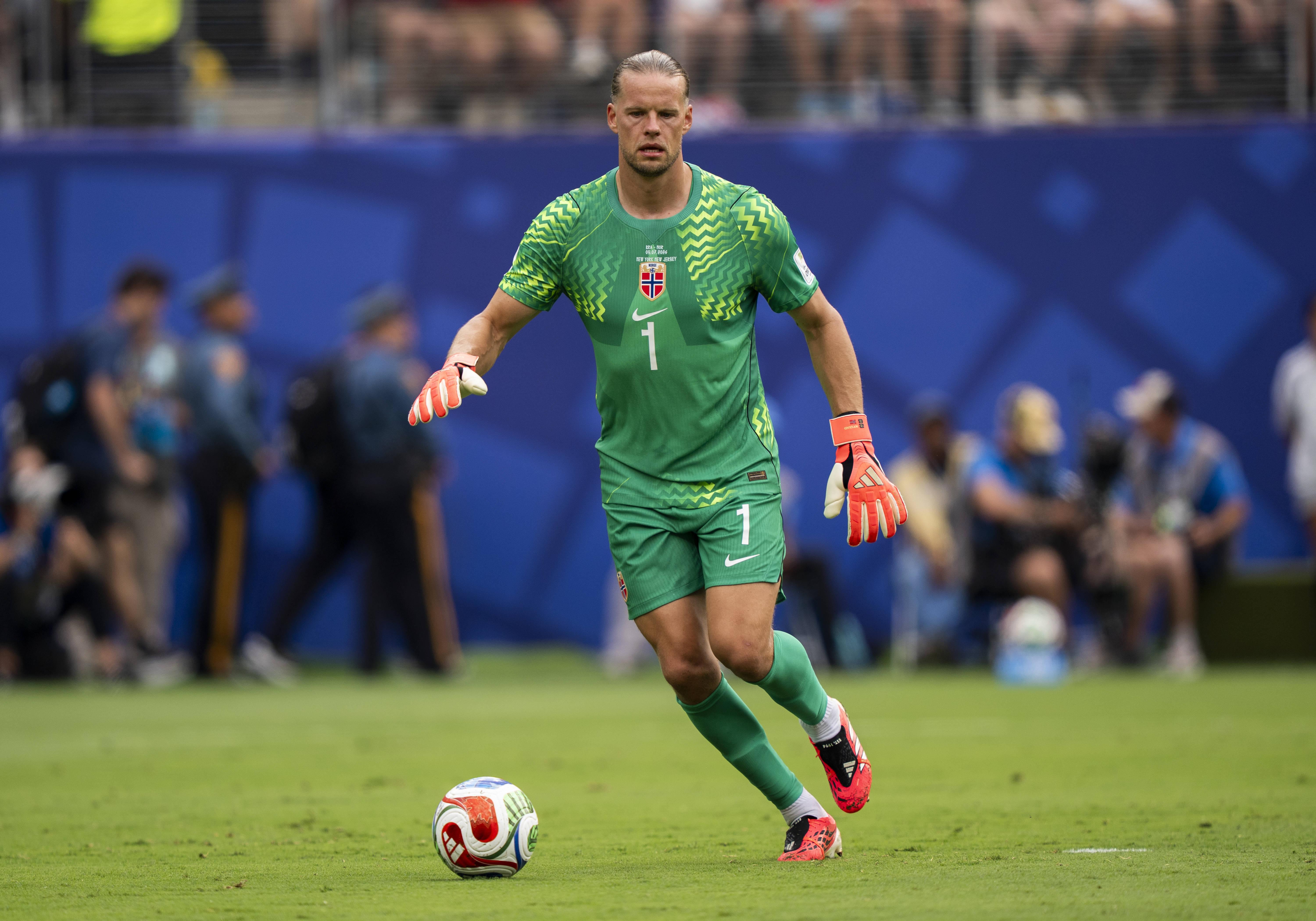 7 - Guarda-redes: Orjan Nyland, Noruega (7,58) - Foto: Imago