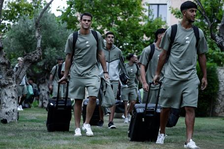 Comitiva leonina já se encontra em Lagos - Foto: Sporting CP